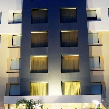 Vinstar Serviced Apartments Хинджавади Экстерьер фото
