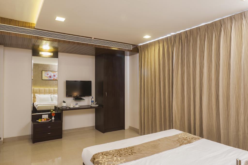 Vinstar Serviced Apartments Хинджавади Экстерьер фото